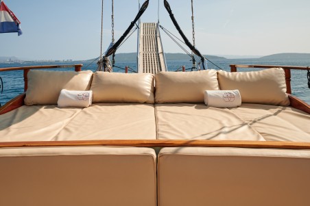 Queen of Adriatic | Czarter jachtu Chorwacja | Travelboat