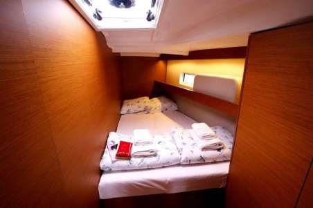 Jeanneau Sun Odyssey 440 - 4 cab. Habibi