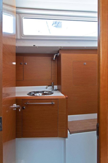 Jeanneau Sun Odyssey 449 Adria Wave