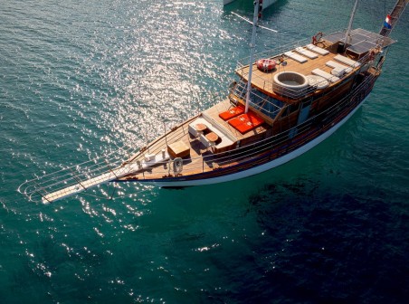 Custom Made Trebenna Trebenna