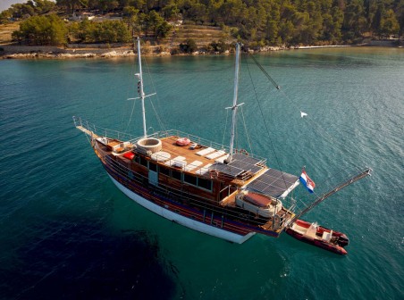 Custom Made Trebenna Trebenna