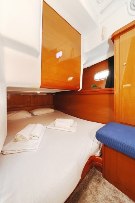 Bénéteau Antares 13,80 Katana