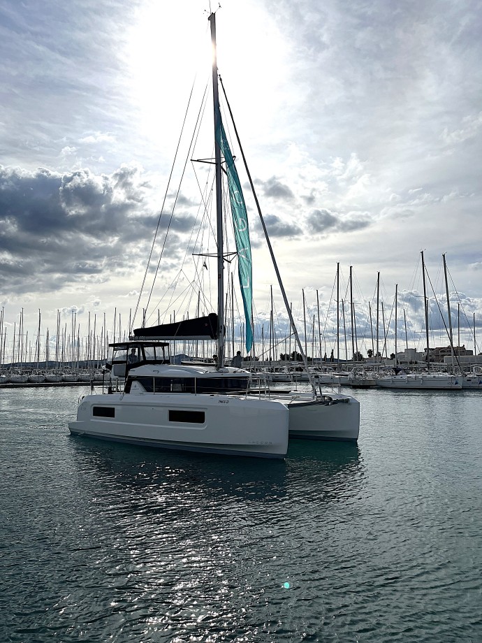 Lagoon-Bénéteau Lagoon 38 - 3 + 2 cab. Nami