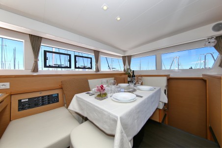 Lagoon-Bénéteau Lagoon 39 - 4 + 2 cab. Gin Tonic