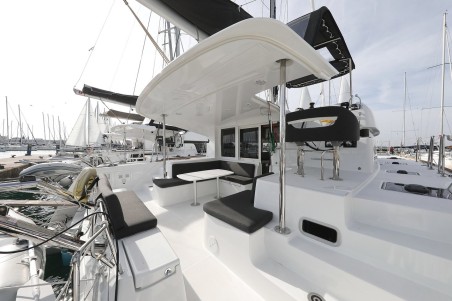 Lagoon-Bénéteau Lagoon 40 - 4 + 2 cab Mari