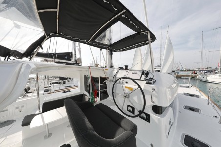 Lagoon-Bénéteau Lagoon 40 - 4 + 2 cab Mari