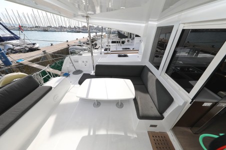 Lagoon-Bénéteau Lagoon 40 - 4 + 2 cab Mari