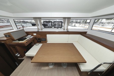 Lagoon-Bénéteau Lagoon 40 - 4 + 2 cab Mari