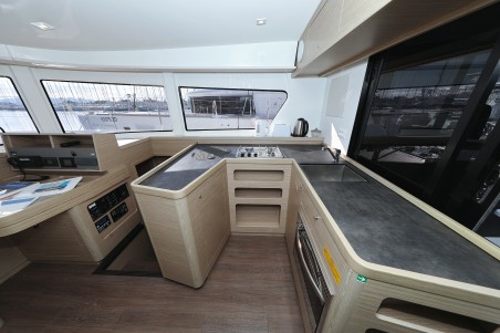 Lagoon-Bénéteau Lagoon 42 - 4 + 2 cab. Equator