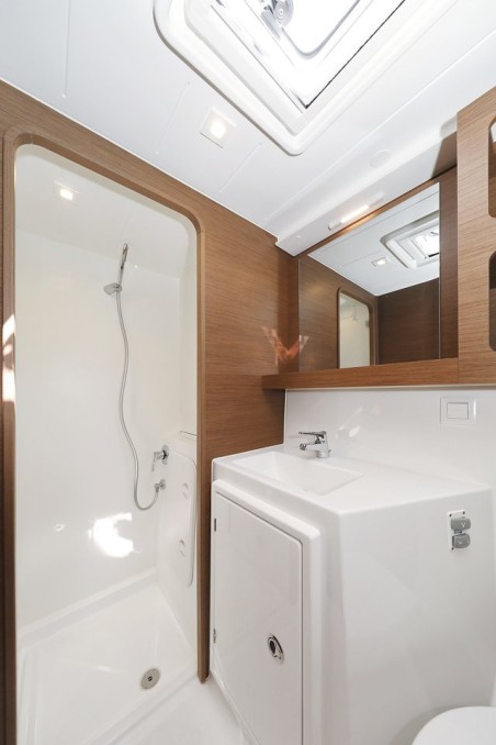 Lagoon-Bénéteau Lagoon 42 - 4 + 2 cab. Royal Salute