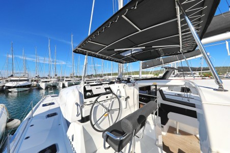 Lagoon-Bénéteau Lagoon 42 - 4 + 2 cab. Sea Ya