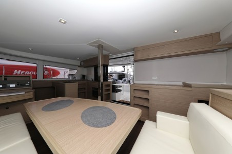 Lagoon-Bénéteau Lagoon 42 - 4 + 2 cab. Zara