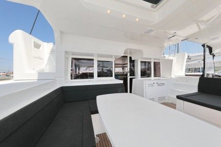 Lagoon-Bénéteau Lagoon 450 F - 4 + 2 cab. Hot Stuff