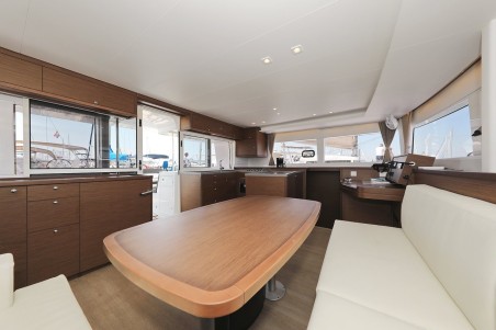 Lagoon-Bénéteau Lagoon 450 F - 4 + 2 cab. Hot Stuff