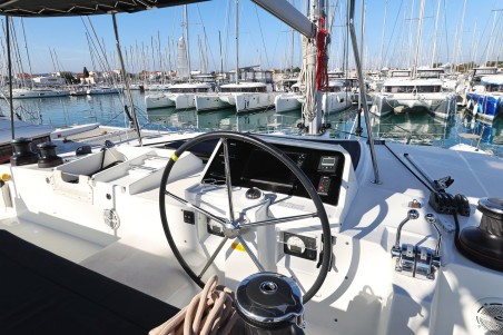 Lagoon-Bénéteau Lagoon 450 F - 4 + 2 cab. Lilith