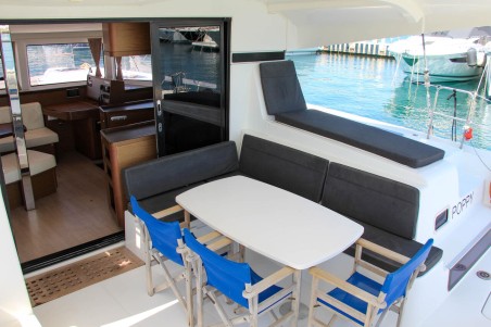 Lagoon-Bénéteau Lagoon 42 - 4 + 2 cab. Poppy