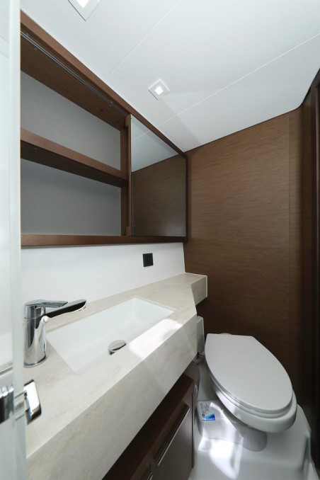 Lagoon-Bénéteau Lagoon 46 - 4 + 2 cab. Panos