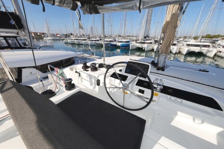 Lagoon-Bénéteau Lagoon 46 - 4 + 2 cab. Ship Happens