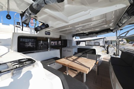Lagoon-Bénéteau Lagoon 46 - 4 + 2 cab. Ship Happens