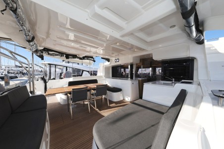 Lagoon-Bénéteau Lagoon 46 - 4 + 2 cab. Ship Happens