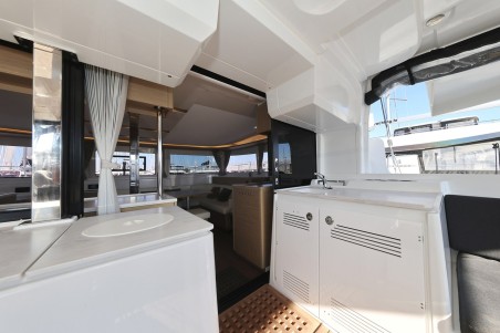 Lagoon-Bénéteau Lagoon 46 - 4 + 2 cab. Ship Happens