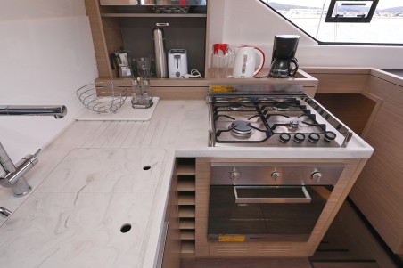 Lagoon-Bénéteau Lagoon 51 - 6 + 1 cab. Hattori Hanzō