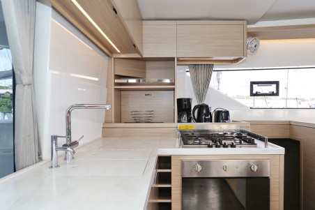 Lagoon-Bénéteau Lagoon 51 - 6 + 2 cab. Zarathustra