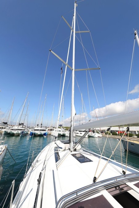 Bénéteau Oceanis 51.1 Grey Goose