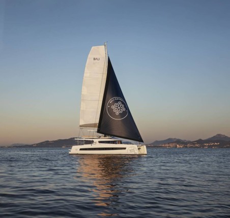 Catana Group Bali 5.8 - 5 + 2 cab. Bali Kai