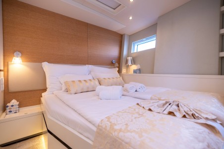 CNB 76 | Yacht Charter Croatia | Travelboat