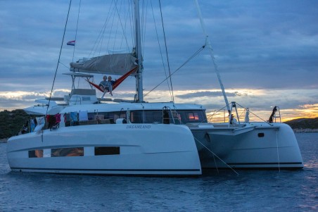 Dufour Yachts Dufour 48 Catamaran - 5 + 1 cab. Seaven
