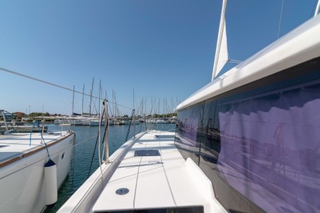 Dufour Yachts Dufour 48 Catamaran - 5 + 1 cab. Seaven
