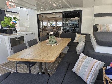 Lagoon-Bénéteau Lagoon 55 - 5 + 2 cab. TriWing Carida