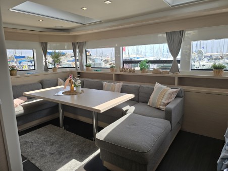 Lagoon-Bénéteau Lagoon 55 - 5 + 2 cab. TriWing Carida