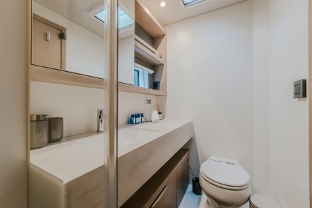 Lagoon-Bénéteau Lagoon 55 - 5 + 2 cab. Triwing Ossus