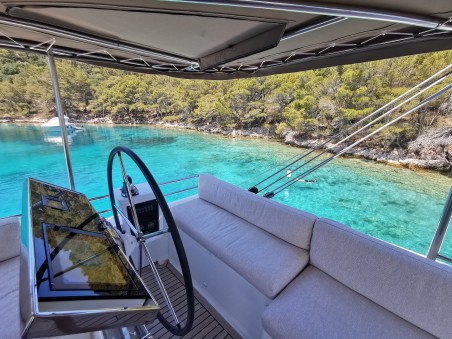 Lagoon-Bénéteau Lagoon 620 - 6 + 2 cab. Adriatic Lion