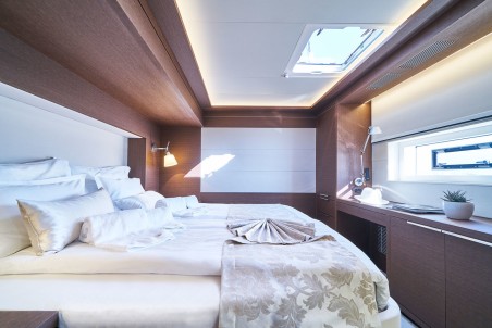 Lagoon-Bénéteau Lagoon 77 Adriatic Dragon