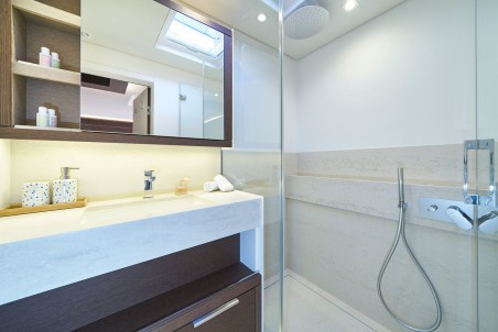 Lagoon-Bénéteau Lagoon 77 Adriatic Dragon