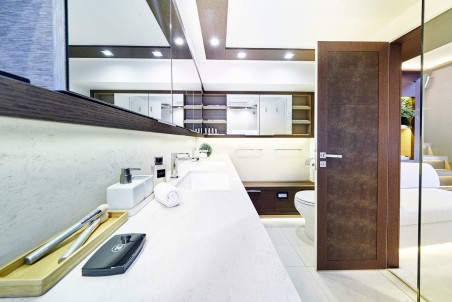 Lagoon-Bénéteau Lagoon 77 Adriatic Dragon