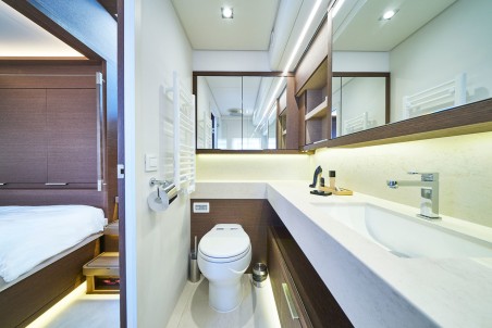 Lagoon-Bénéteau Lagoon 77 Adriatic Dragon