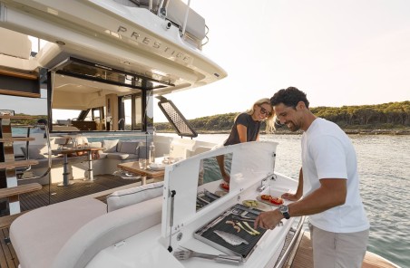 Prestige Yachts Prestige F4.3 Mr. 77