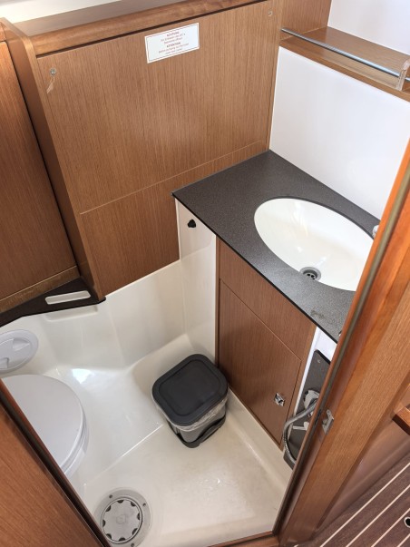 Bavaria Yachtbau Bavaria Cruiser 37 - 3 cab. Lady Lana