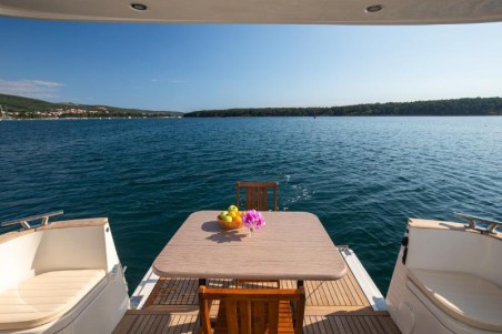 Greenline 33 Ondine | Czarter jachtu Chorwacja | Travelboat