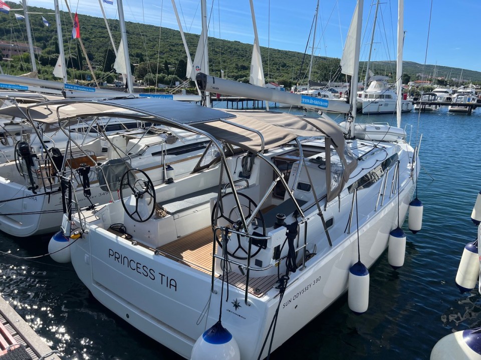 Jeanneau Sun Odyssey 380 - 3 cab. Princess Tia
