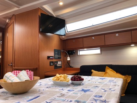 Bavaria Cruiser 37 | Yacht Charter Croatia | Travelboat