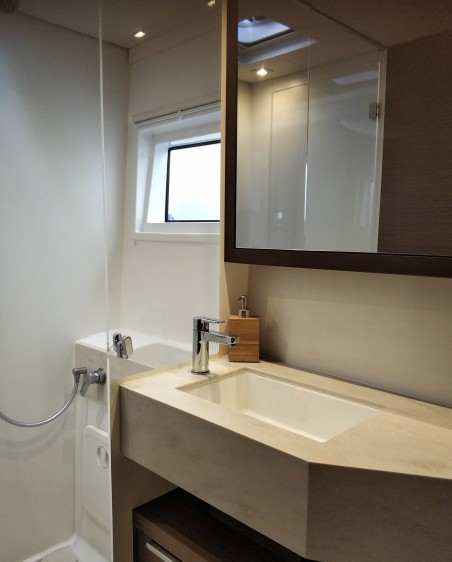 Lagoon-Bénéteau Lagoon 46 - 4 + 1 cab. Dionike