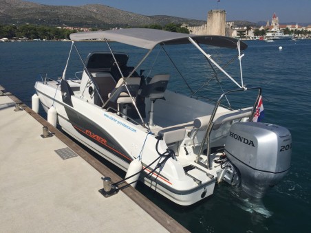 Beneteau Flyer 6.6 SpaceDeck | Yacht Charter Croatia | Travelboat