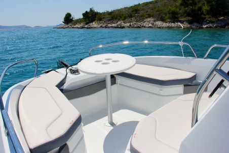 Beneteau Flyer 6.6 SpaceDeck | Yacht Charter Croatia | Travelboat