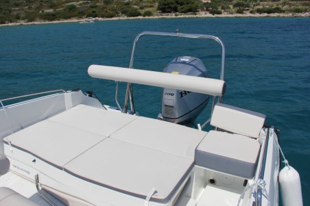 Beneteau Flyer 6.6 SpaceDeck | Yacht Charter Croatia | Travelboat
