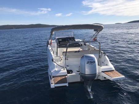 Beneteau Flyer 7.7 Sun Deck | Yacht Charter Croatia | Travelboat